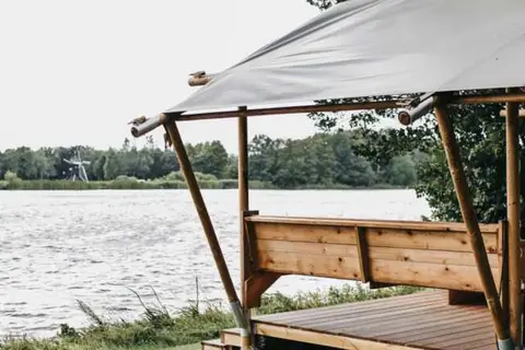 Vodatent Vakantiepark De Kleine Wielen in Leeuwarden — foto 7