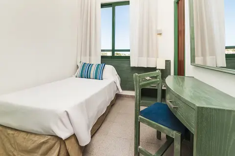 Globales Cala’n Blanes in Cala en Blanes — foto 19