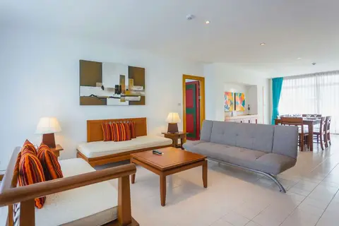 Waterfront Suites Phuket by Centara in ตำบลกะรน — foto 5
