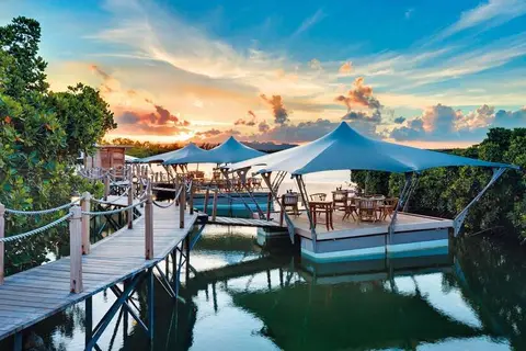Constance Le Prince Maurice in Poste de Flacq VCA — foto 10