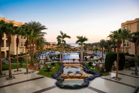 The V Luxury Resort Sahl Hasheesh in Sahl Hasheesh — foto 3