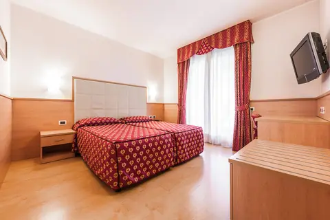 Club Hotel la Vela in Torbole Casaglia — foto 14