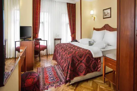 Amber Hotel Istanbul in Fatih — foto 3