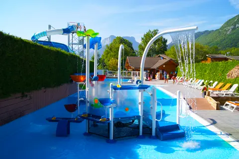 Camping Les Fontaines in Lathuile — foto 2