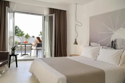 Livin Mykonos Hotel in Τούρλος — foto 22