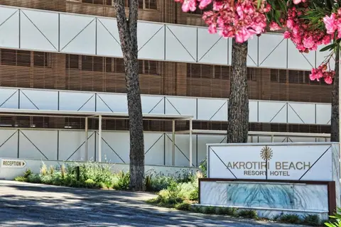 Akrotiri Beach Resort Hotel in Παλαιοκαστρίτσα