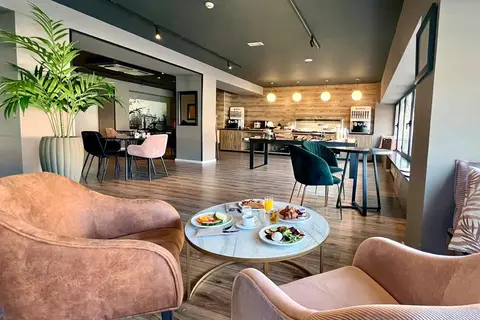 Hotel Acta Madfor in Madrid — foto 2