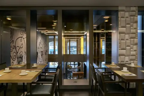 Vincci Zaragoza Zentro in Zaragoza — foto 15
