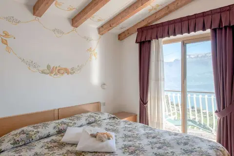 Village Hotel Lucia in Tremosine sul Garda — foto 4