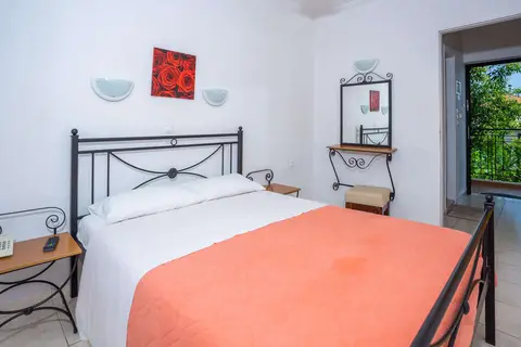 Costas & Sophies Studios in Δημοτική Ενότητα Ελλομένου — foto 4