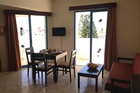 Kefalonitis in Paphos, foto 27