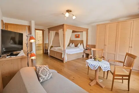 Hotel Monte Paraccia in Mareo Marebbe Enneberg, foto 6