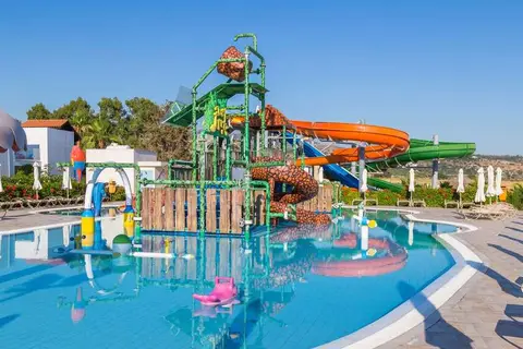 Kapetanios Aqua Resort in Peyia — foto 9