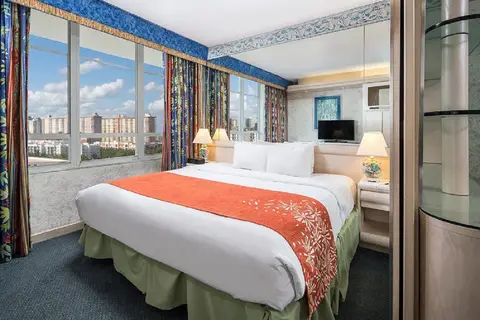 Newport Beachside Resort in Sunny Isles Beach — foto 12