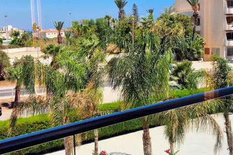 Sveltos Hotel in Oroklini — foto 30