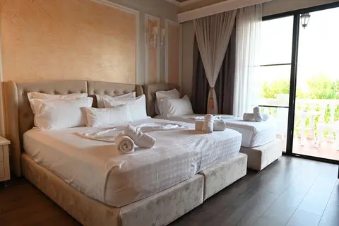Onufri Hotel in Golem, foto 4