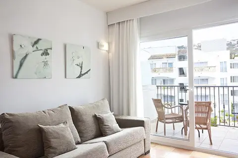 La Pérgola Aparthotel in Calvià — foto 29