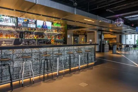 V8 Hotel Köln @Motorworld foto 16