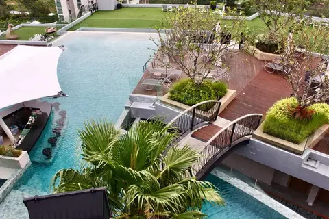 The Crest Resort & Pool Villas in ตำบลป่าตอง — foto 13