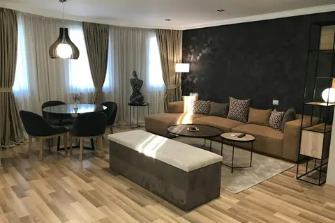 Hotel Deluxe in Tirana — foto 26