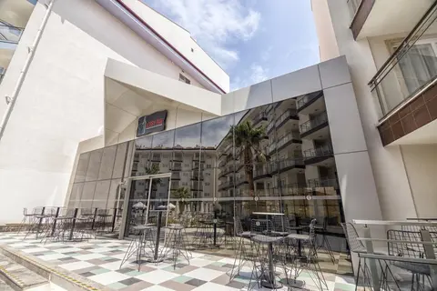Ramada Hotel & Suites by Wyndham Kusadasi in Kusadasi — foto 26