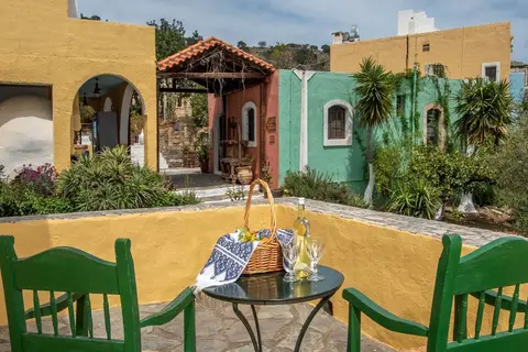 Arolithos Traditional Cretan Village in Georgioupolis — foto 11
