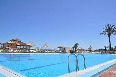 Neptunia Beach in المنستير — foto 12