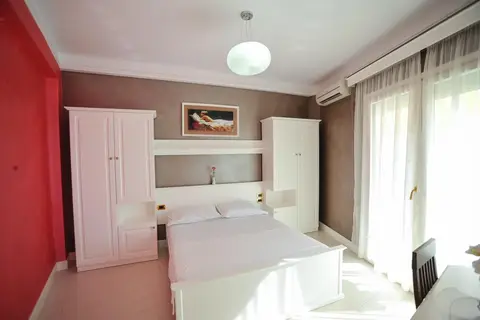Iliria Internacional Hotel in Durres — foto 4