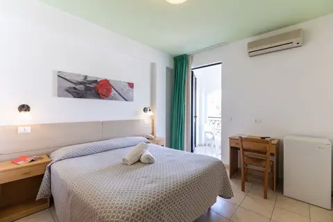 Hotel Marinella in Ricadi — foto 14