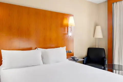 B&B HOTEL Zaragoza Los Enlaces Estación in Zaragoza — foto 30
