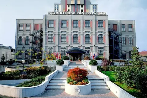 Starhotels Business Palace in Milaan — foto 4