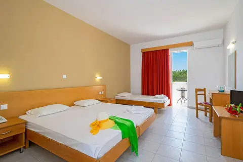 Stafilia Beach in Lardos — foto 4