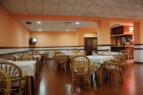 Best Western Hotel Dom Bernardo in Mexilhoeira Grande — foto 21