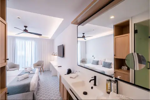 Neptuno Hotel & Spa in Calella — foto 29