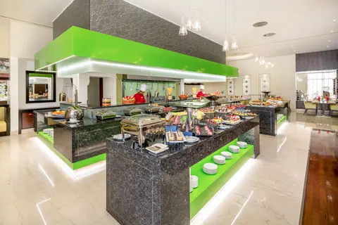 Novotel World Trade Centre Dubai in Dubai — foto 4