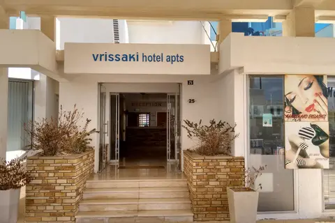 Vrissaki Hotel Apartments in Paralimni — foto 12