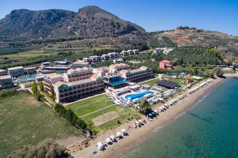 Kiani Beach Resort in Καλύβες — foto 14