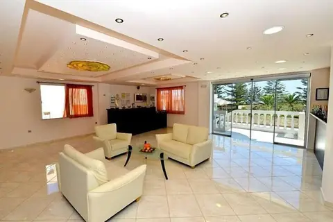 Golden Rose Suites in Kamisiana, foto 13