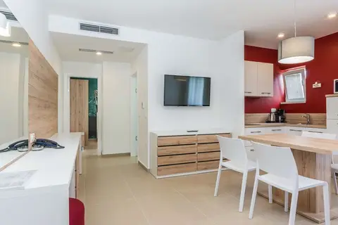 Hotel & Appartementen Villa 4M in Ražanac — foto 9