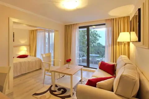 White Rock Castle Suite Hotel in Златни пясъци — foto 28