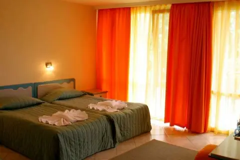 Hotel Iskar in Несебър — foto 17