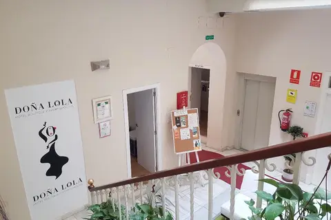 Doña Lola in Sevilla