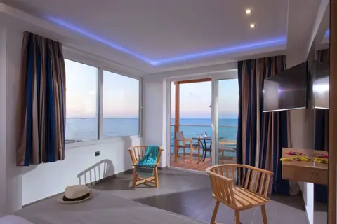 Enorme Infinity Beach in Chersonissos, foto 4
