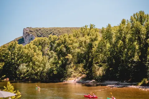 Camping Collection Rivages Rives D Arc in Vallon-Pont-d'Arc — foto 15
