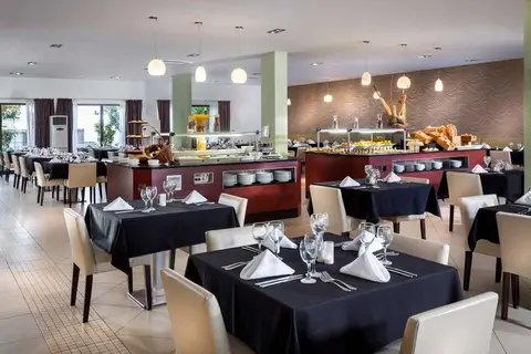 Melia Tortuga Beach in Beach Bar — foto 7