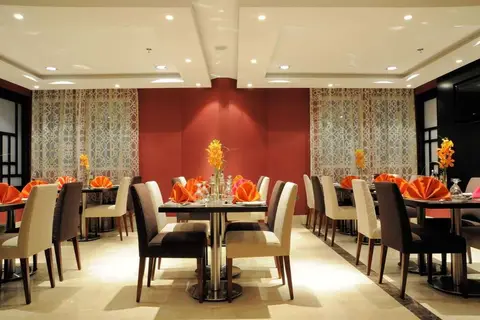 Al Hamra Hotel Sharjah in Sharjah — foto 4