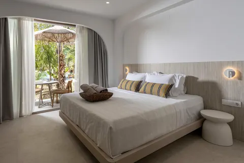 Nusa Suites & Villas in Pallini Municipal Unit — foto 24