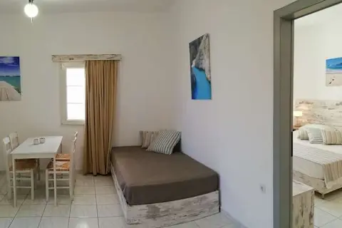 Evina Rooms & Villas in Δημοτική Ενότητα Γουβών — foto 4