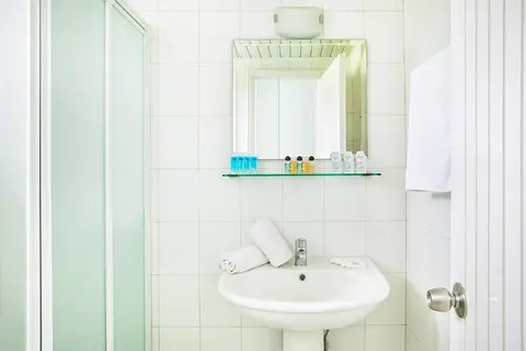 Xenios Port Marina Hotel in Πευκοχώρι — foto 28