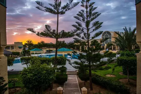 Suites Hotel Les Charmilles & Spa in Tunis — foto 28